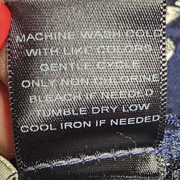 Eyeshadow V-Neck Short Sleeve Sheer With Floral Accent Size 17/19 - Picture 8 of 11